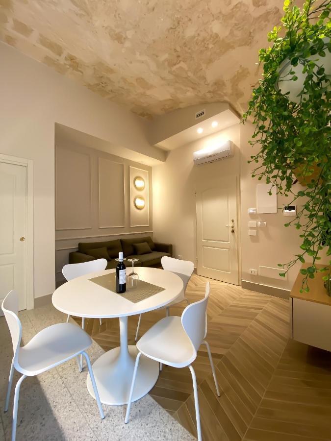 Dimore Garibaldi - Puglia Mia Apartments Monopoli Eksteriør billede